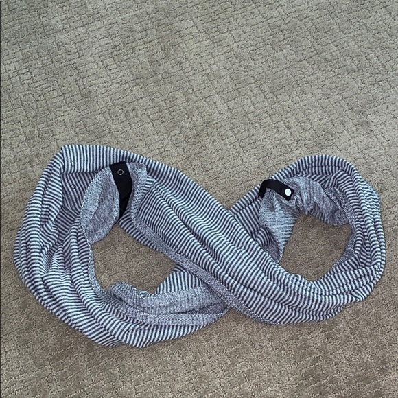 Lululemon Vinyasa Scarf *Rulu RARE - Picture 4 of 4